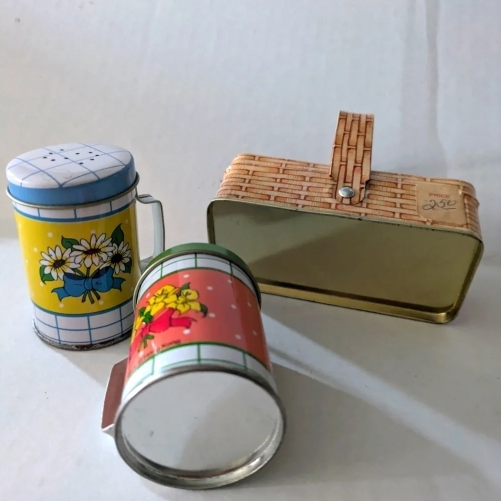 Cottagecore flower shabby chic metal salt and pepper shakers in basket vintage